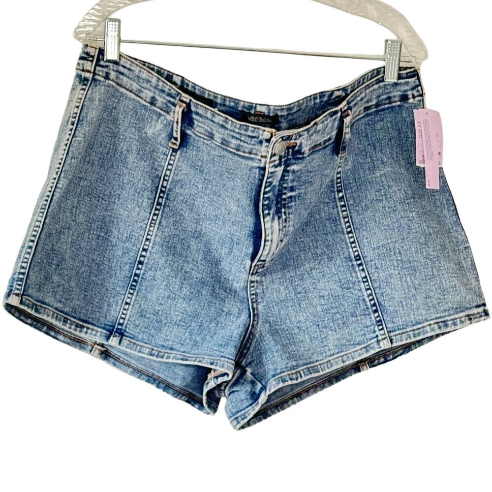 NEW Wild Fable Super High Rise Stretch Jean Shorts French Seam Detail Size 16 - Picture 2 of 12